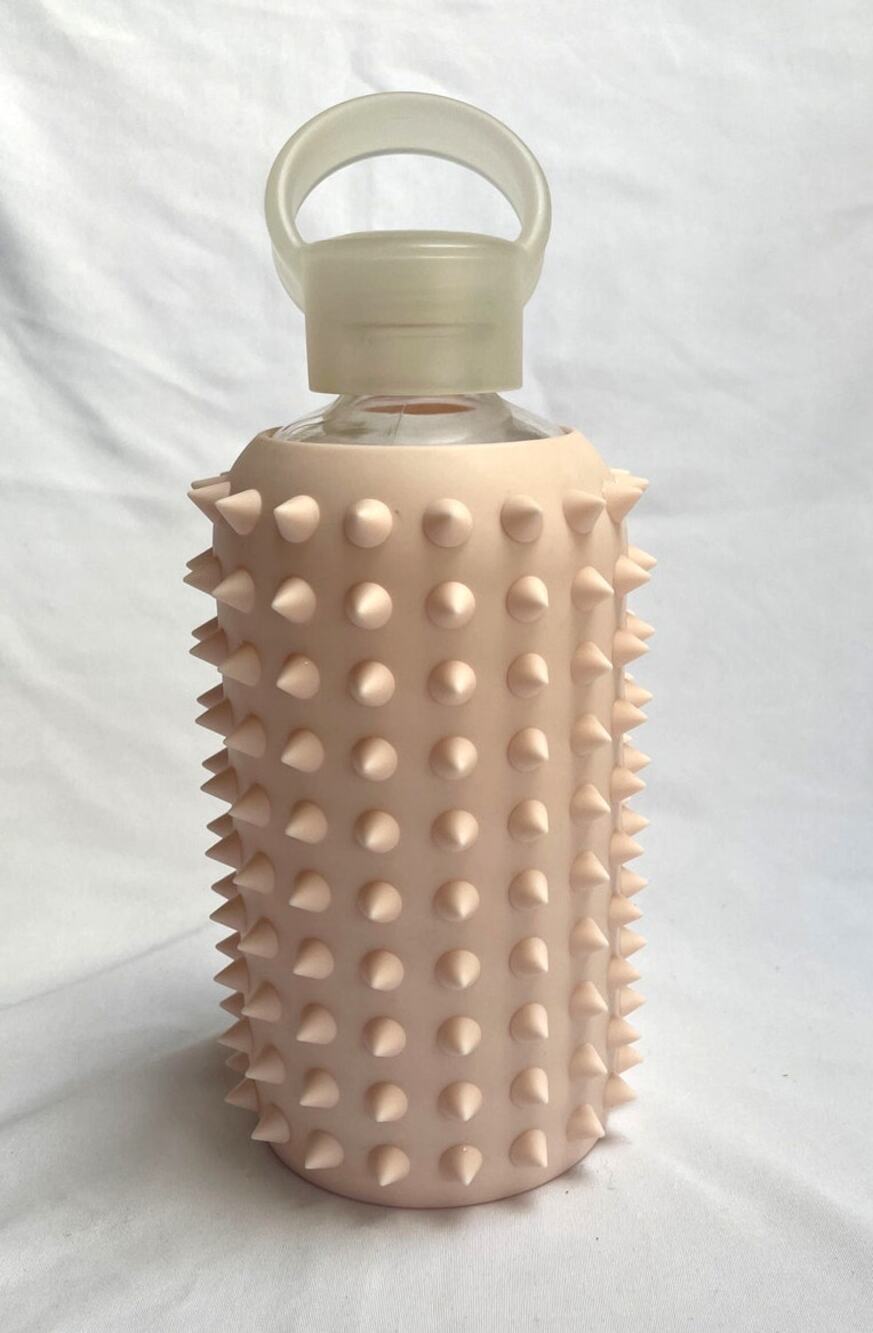 Spiked Tutu 500 ml / 16oz. bkr Light Pink Glass Water Bottle Silicone Sleeve
